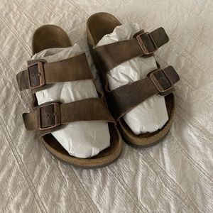 Brown leather Birkenstock, men’s size 10